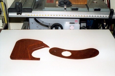 Articulated Dust Port Cover For the Ryobi BT3000 Table Saw By Jim Frye 02